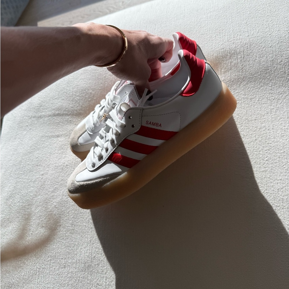 NWT - Adidas Sambas - Size 7